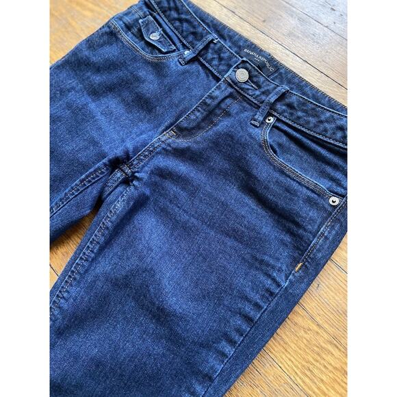 BANANA REPUBLIC Dark Wash Flared Jeans sz 4R (w30) - Picture 2 of 11